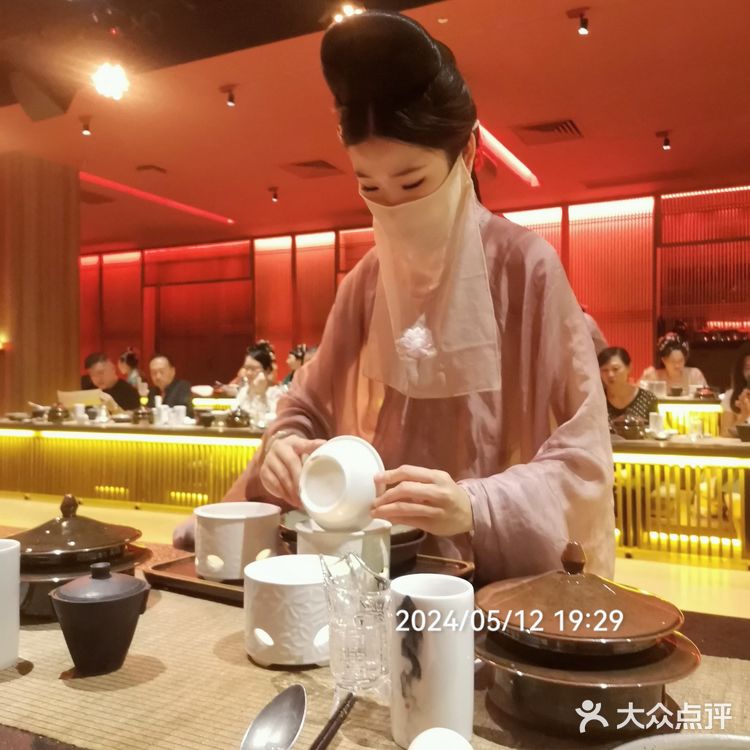 北京宫宴餐厅- -有种时空穿越感的沉浸式餐厅