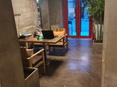 -HIGH FIVE哈福手工汉堡(桂林路店)