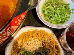 宜宾燃面-三江两海老火锅(北京首店)