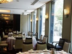 -御花园·粤菜·海鲜火锅(中山公园店)