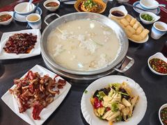 -老来福·非遗酸汤兔(凯旋路店)