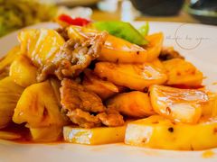 菠萝炒牛肉-龙泉人椰子鸡.糟粕醋.海南菜(三亚旗舰店)