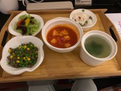 -卓玥国际月子会所(罗山路店)