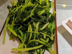 清炒鸡毛菜-粤秀小厨·广式早茶(辽宁路店)