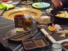 -山川小町·极番烧肉(新地假日广场店)