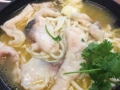 -鑫花溪牛肉米粉(凤凰街创始总店)