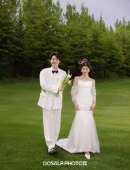 -都市丽人婚纱摄影