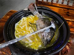 -老滇山寨•云南特色菜•地方菜•民族风情歌舞表演(金碧店)