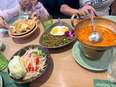 双蛋流心打抛饭-mango tree芒果树泰国餐厅(青岛万象城店)