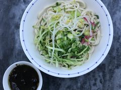 肉丁小碗干炸炸酱面-海碗居(牡丹园店)