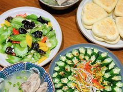 -爱的果实月嫂育婴师(世纪东方店)