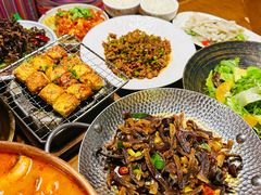 -雀舞云南菜(天津天河城购物中心店)