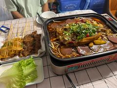 -顶峰夜宴·龙虾烧烤大排档(九江学院店)