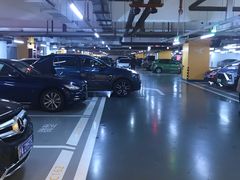 -港汇恒隆广场-停车场