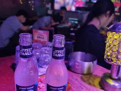 -喜鹊音乐酒馆(西街店)
