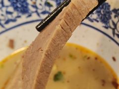 -八百里牛肉汤(盖饭·锅贴·万象城店)