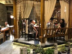 -万重锦·人文川菜馆(骡马市店)