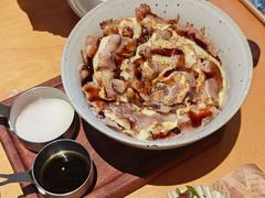 炙烧肥牛葱油温泉蛋拌饭-The Good Place好地方·Brunch·coffee(国贸店)