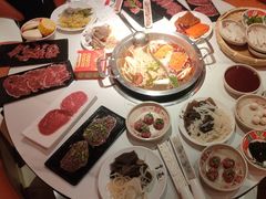 -享遇.锅姥姥牛排海鲜自助(小寨店)