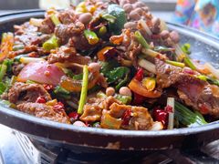 干锅带皮牛肉-古城苗家土菜馆(河景餐厅店)