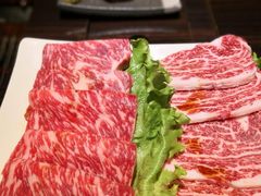 上等肋眼和五花-焼肉 琉球の牛(北谷)