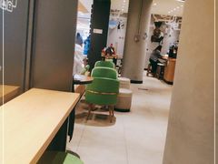 -星巴克臻选(北京银泰店)