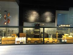 -普兰达德国餐厅·德式脆皮烤猪肘·自酿啤酒(观唐店)