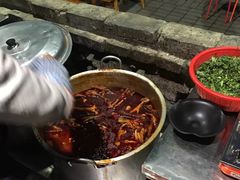 -二孃鸡爪爪(东郊记忆店)