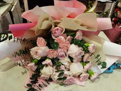 -花邻FloweringLife花艺气球派对(武康大楼店)