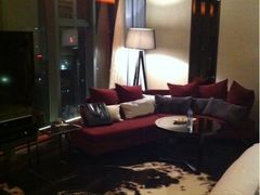 住了一個月-广州天河希尔顿酒店