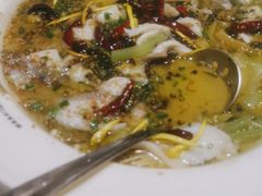 -渔语鱼酸菜鱼新川菜(来福士店)