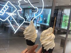 -喜茶(杭州滨江宝龙店)