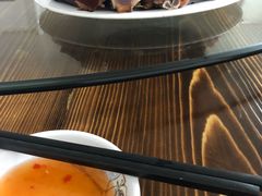 -黄记四更烤乳猪店