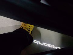 -上海半岛酒店-地下停车场