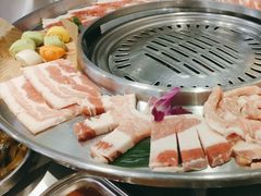 -哈哈碳都·牛肋条无限自助烤肉(宝龙店)