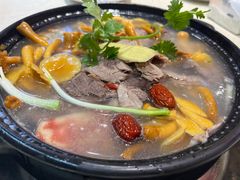 -九寨沟特色牦牛肉汤锅