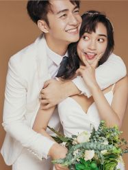-布拉格婚纱摄影(真实客片店)