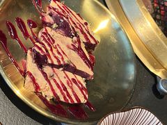 -铭牛烧肉·和牛海鲜自助(高新月牙湖店)
