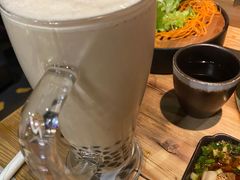 -湊湊火锅·茶憩(杭州湖滨银泰in77店)