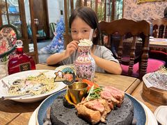 -秘密旅行Bonjour(黑金冠 江南西店)