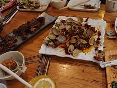 -小俩口烧烤东北菜(双井店)