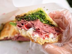 小红帽三明治-OUR Bakery(中海环宇荟店)