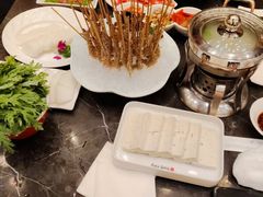 -世贸万锦大酒店·烹大师火锅达人