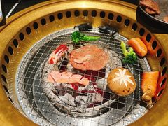 -山川小町·极番烧肉(新地假日广场店)