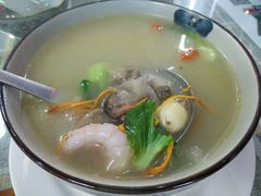 -天天向上素食餐厅(五台山店)