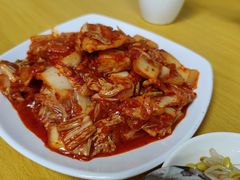 辣白菜炒五花肉-屋里家延边朝鲜族冷面(南园店)