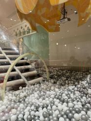 -奈尔宝·儿童乐园·亲子餐厅(华采天地店)