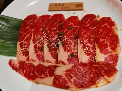-山川小町·极番烧肉(新地假日广场店)