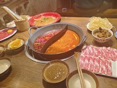 -萍姐火锅·公路夜市(武汉首店)