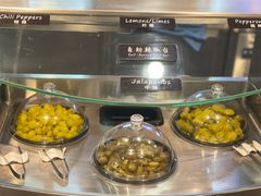 -The Habit Burger Grill 哈比特汉堡(世博店)